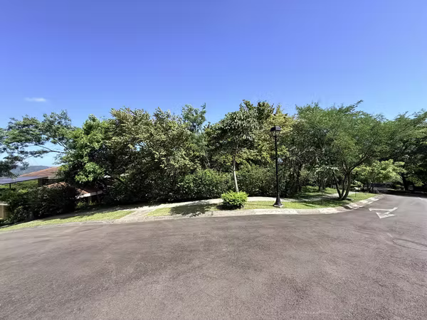 Venta de lote en Condominio en Brasil de Mora