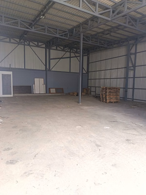200 m² Warehouse in San Joaquín