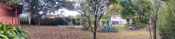 Lote de uso mixto con 30 metros de frente a calle publica en San Rafael de Escazu