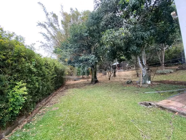 Lote de uso mixto con 30 metros de frente a calle publica en San Rafael de Escazu