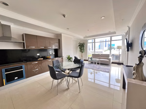 Modern Apartment with Balcony for Sale, La Sabana. (MN)