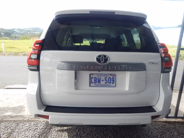 TOYOTA LAND CRUISER PRADO TXL AUTOMATICO 2024