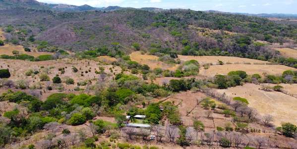 Farm in Cañas Guanacaste - 214 Hectares Ranch - Solar Power Access