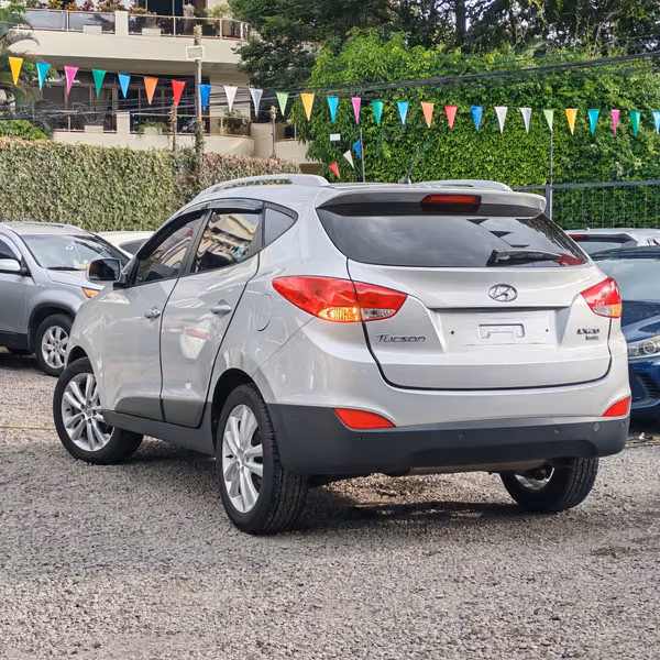 HYUNDAI   TUCSON  2012 CON FINANCIMIENTO