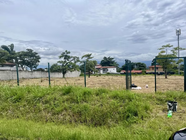 Beautiful Corner Lot for Sale in Santa Ana