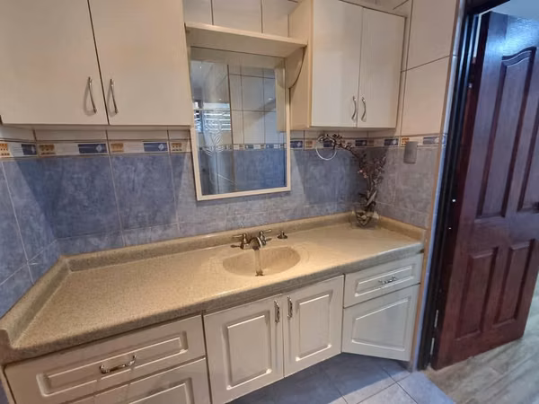 Beautiful 4-bedroom house for rent in Los Colegios, near Lincoln Mall, Moravia.