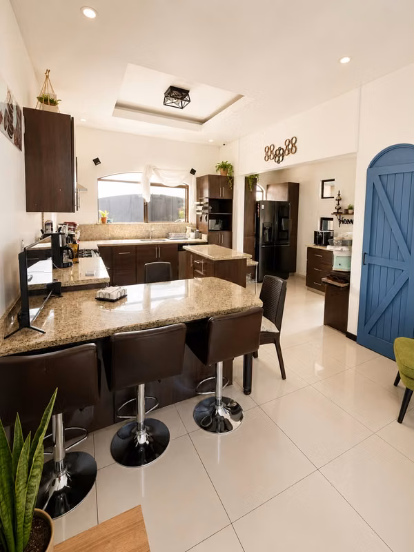 Venta de Casa de Una Planta en Granadilla de Curridabat-ID 43042
