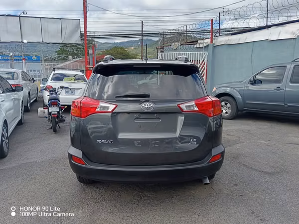 Toyota Rav4 Le