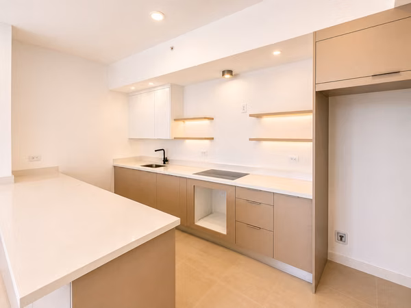For Sale Apartment with Floor-to-Ceiling Windows and Natural Light, La Sabana. (MN)