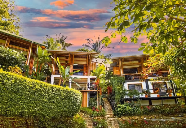 Propiedad de Inversión con 4 Villas de Alquiler en Uvita, 6065