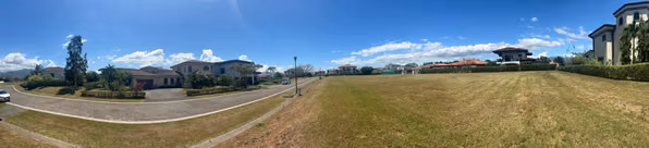Venta de Lote en Hacienda Los Reyes