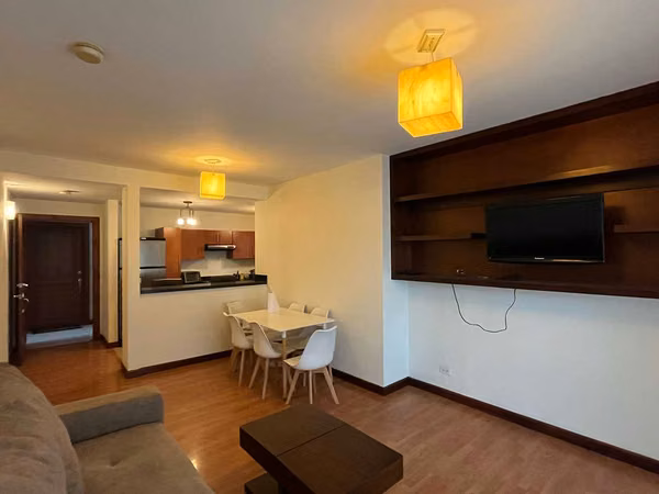Excelente Oportunidad de Inversión en Escazú: Apartamento Ejecutivo Totalmente Amueblado