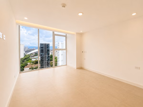 Venta penthouse con vistas panorámicas, La Sabana. (MN)