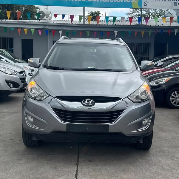 HYUNDAI TUCSON 2012 FINANCIADO