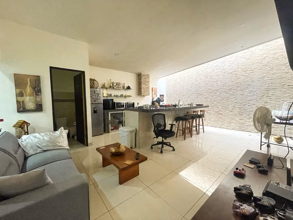 House for rent for housing / office in Nunciatura! P383