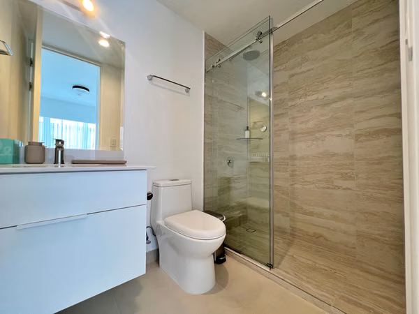 Venta penthouse de lujo con elegantes acabados, La Sabana. (IC)