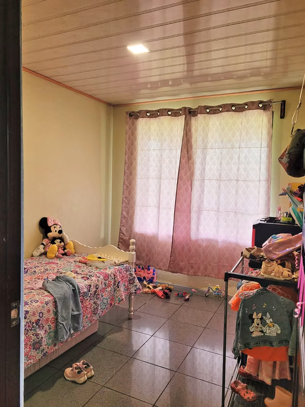 Casa de Oportunidad con Majestuosa Vista al Volcán Arenal