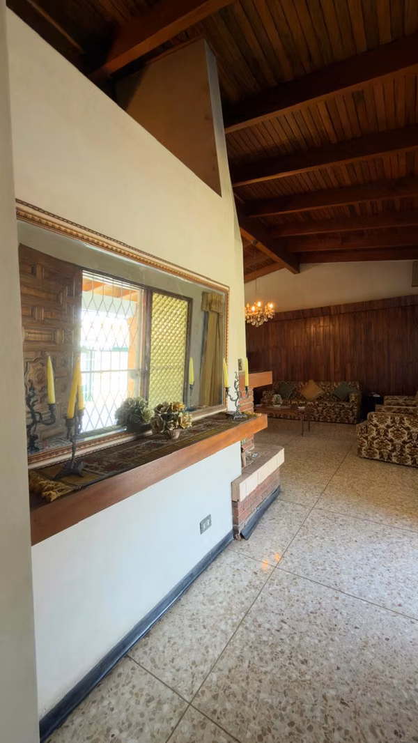 Casa en venta en San Pedro - independiente . Uso suelo mixto