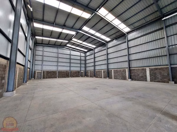 Naves Industriales y Ofibodegas Premium desde 700m² | Coyol de Alajuela | Venta o Renta