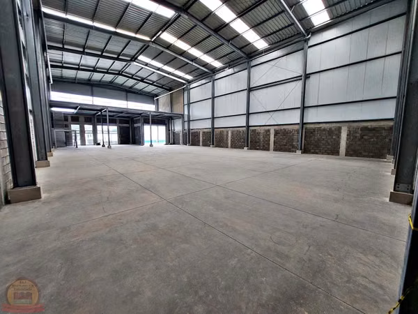 Naves Industriales y Ofibodegas Premium desde 700m² | Coyol de Alajuela | Venta o Renta