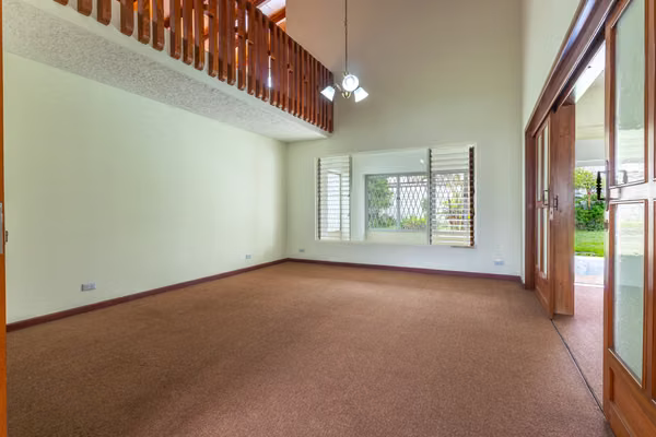 Casa en venta, en La Uruca | Uso de suelo mixto