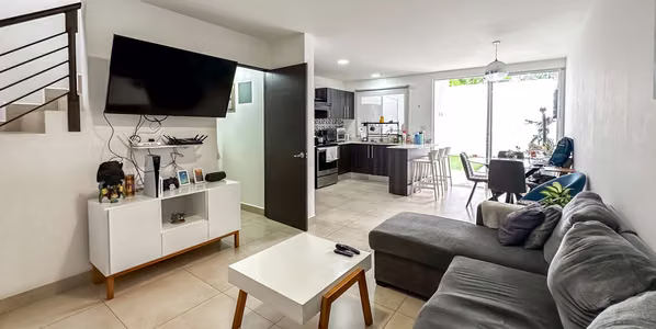 Moderna casa en venta en Condominio| Cipreses de Curridabat (CT)