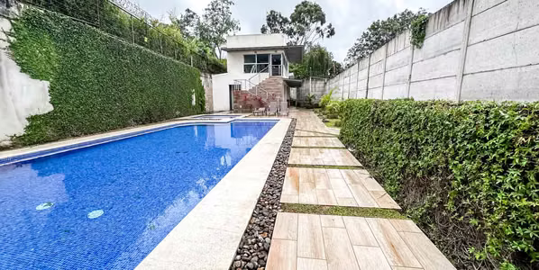 Moderna casa en venta en Condominio| Cipreses de Curridabat (CT)