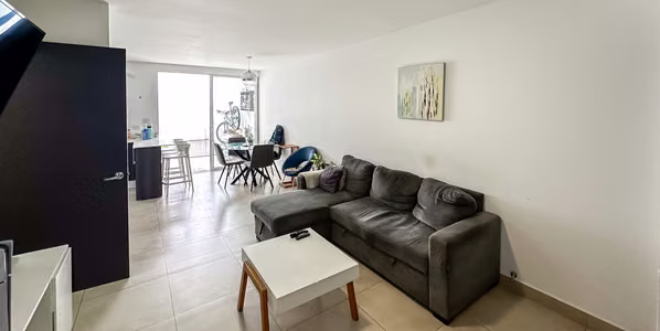 Moderna casa en venta en Condominio| Cipreses de Curridabat (CT)