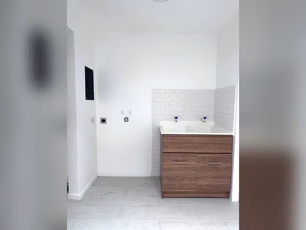 Casa en Escazú | Residencial u Oficina | 3 Hab. | 3 Parqueos | $2.500