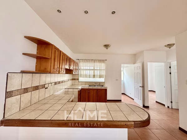 Alquiler de Apartamento en Guachipelin de Escazú dentro de Residencial 4200000