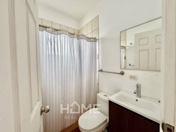 Alquiler de Apartamento en Guachipelin de Escazú dentro de Residencial 4200000