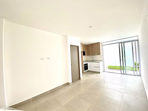 Venta casa para inversión, condominio con amenidades de lujo