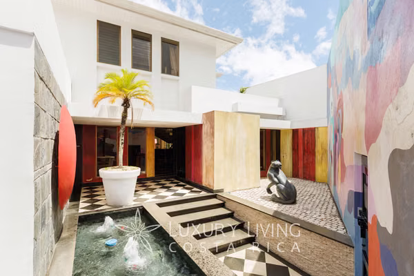 20621 - Luxury Residence in the Heart of San José