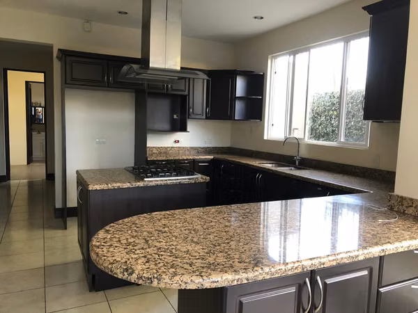 Casa en Venta en Sánchez Curridabat
