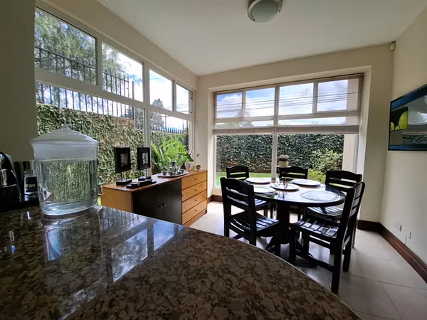 Casa en Venta en Sánchez Curridabat