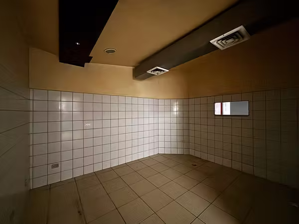 Local comercial 140m2 + 20m2 de terraza San Rafael de Escazú parqueo seguridad