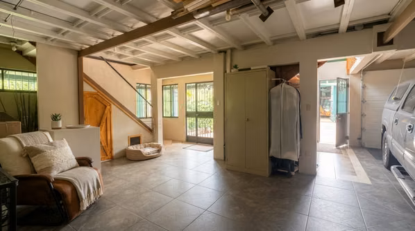 Finca Plana con 2 Casas en Venta Palomo Cartago 16.000 m²