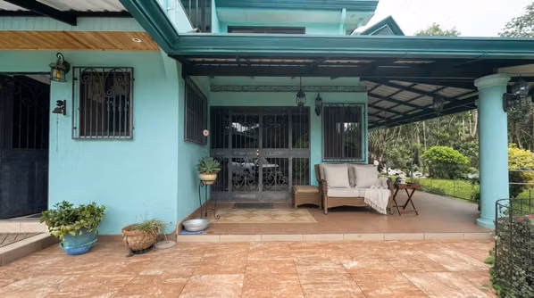 Finca Plana con 2 Casas en Venta Palomo Cartago 16.000 m²