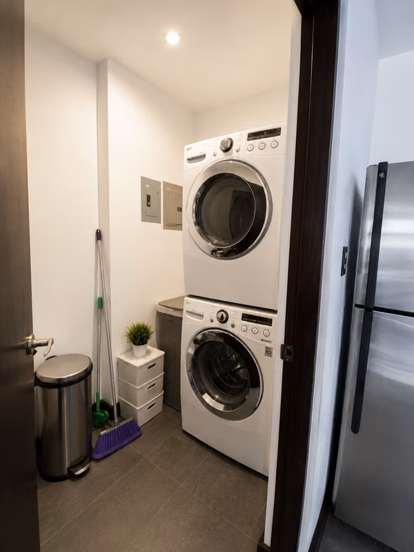 Apartamento Amplio en Venta | 144 m² | Río Oro, Santa Ana