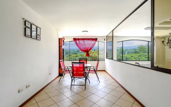 Casa en Venta en Grecia, Alajuela - Urbanización Bella Vista -3 Habitaciones -Amplio Lote