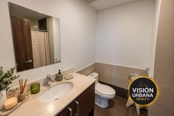 Apartamento de 2 Habitaciones en Torres Paseo Colón