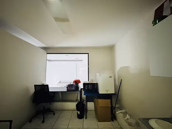 Local comercial Curridabat 120m2 Seguridad Parqueo