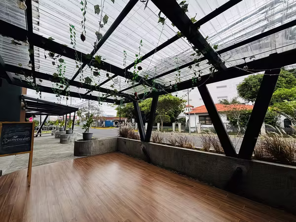 Local comercial Barrio Escalante 135m2 terraza