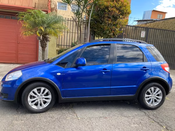 2013 Suzuki SX4 ¡impecable!