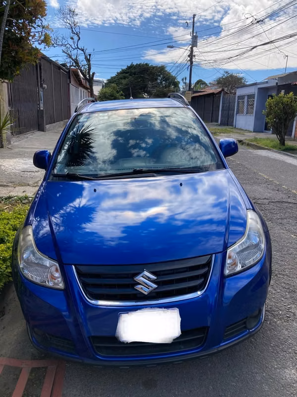 2013 Suzuki SX4 ¡impecable!