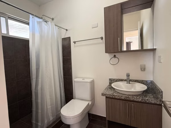 Apartamento con Vistas Ideal para Inversión en Cuarto Piso