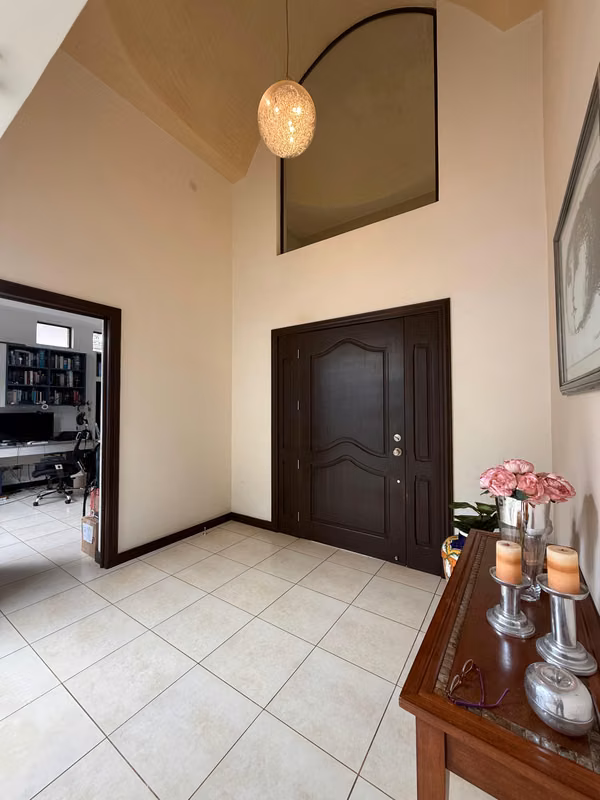 Casa de un Piso en Condominio Exclusivo en Santo Domingo
