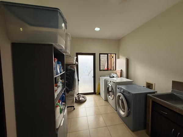 Casa de un Piso en Condominio Exclusivo en Santo Domingo