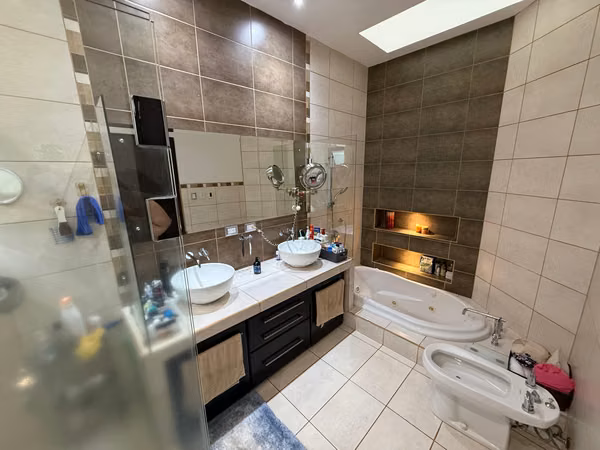 Casa de un Piso en Condominio Exclusivo en Santo Domingo