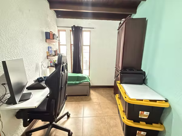 Casa de Tres Pisos en San Francisco de Dos Ríos